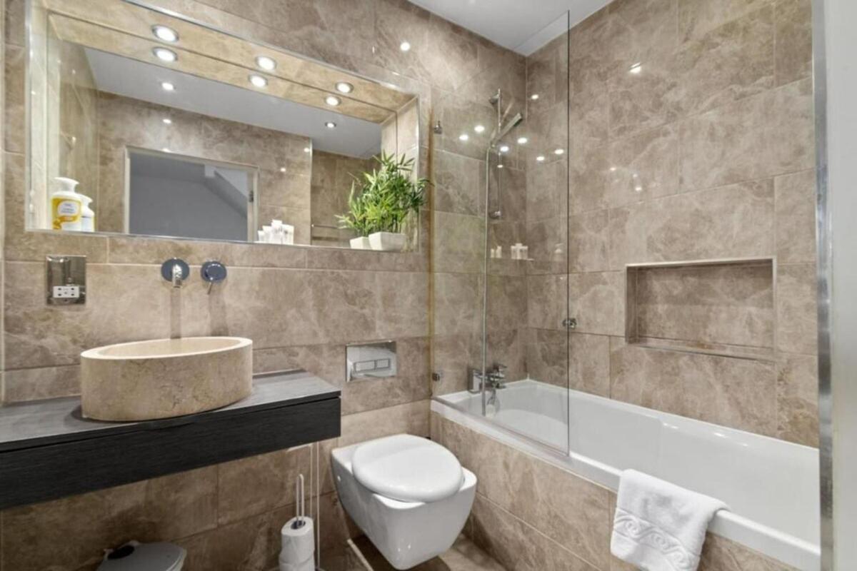 Superb Stonewall Terrace London Room photo