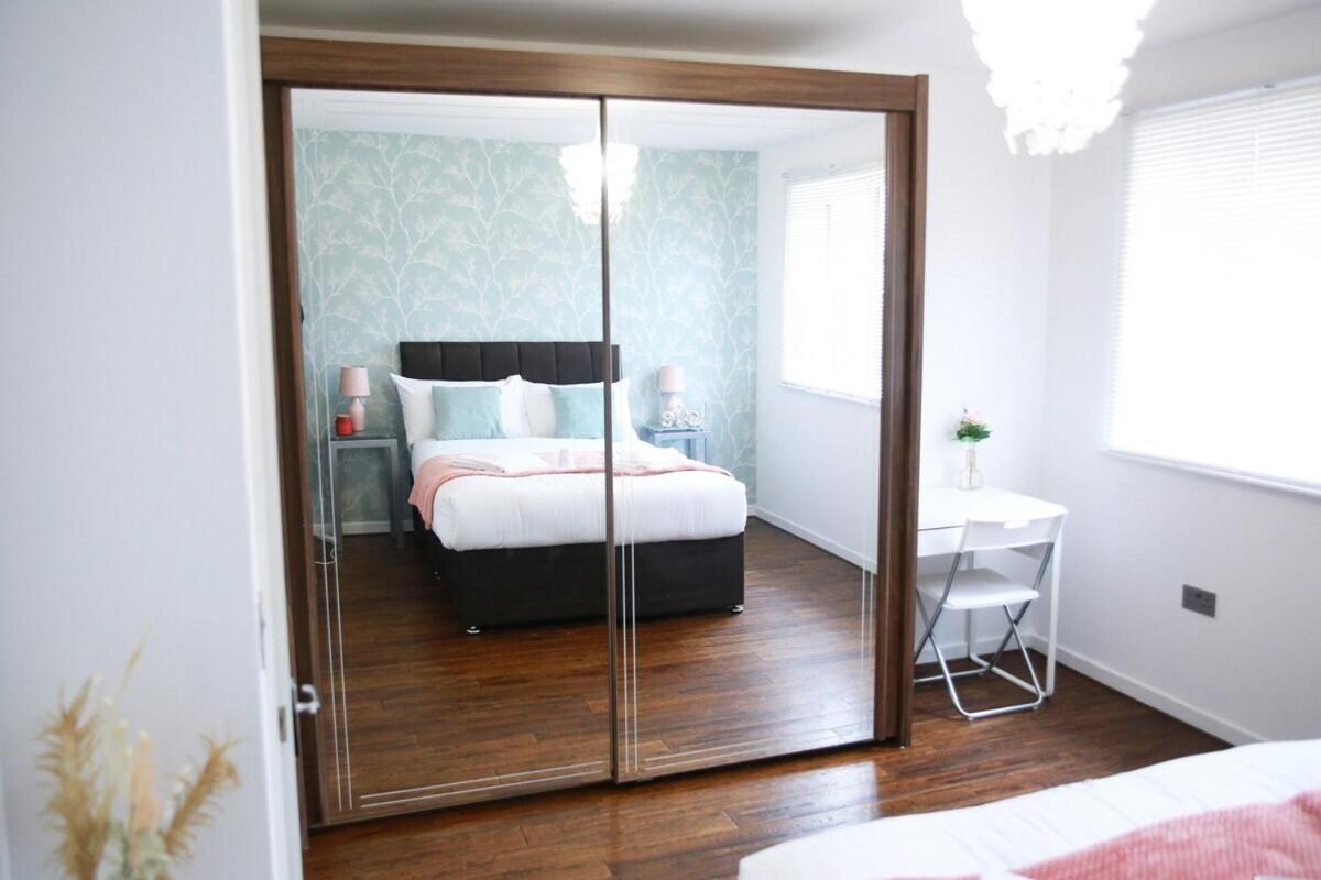 Superb Stonewall Terrace London Room photo