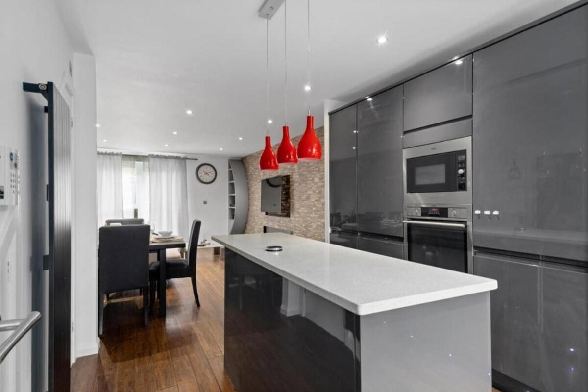 Superb Stonewall Terrace London Room photo